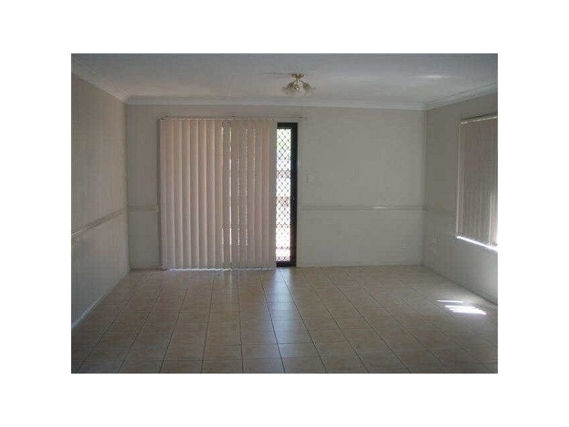 2/42  David Street, Nundah QLD 4012