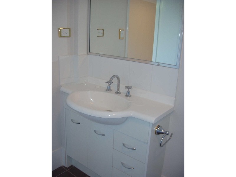 6/169  Flower Street, Northgate QLD 4013