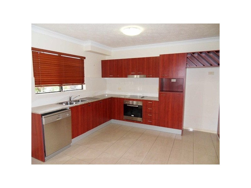 1/48  Hows Road, Nundah QLD 4012