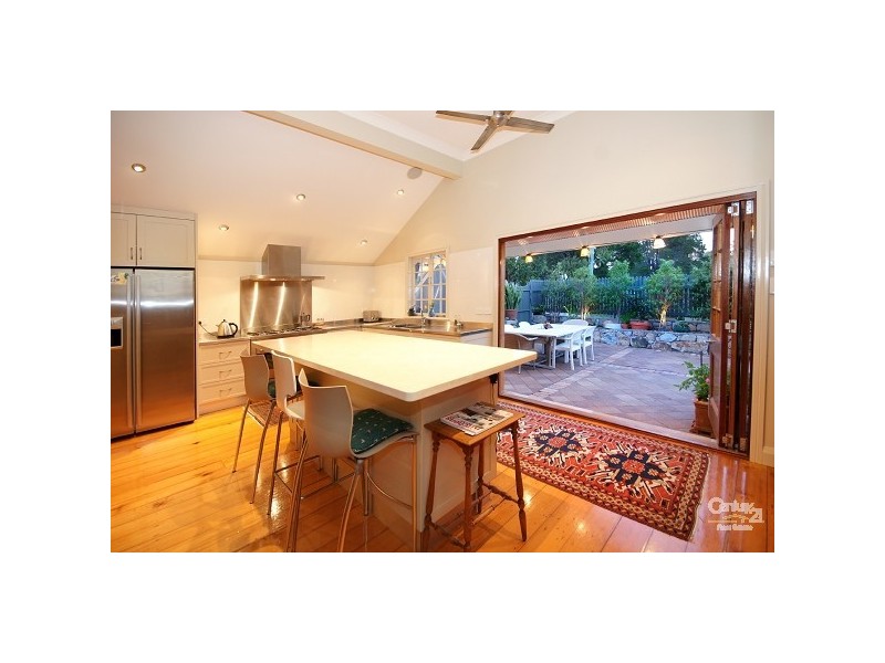 9 Mackay Street, Windsor QLD 4030