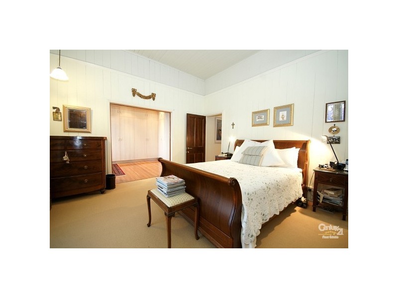 9 Mackay Street, Windsor QLD 4030