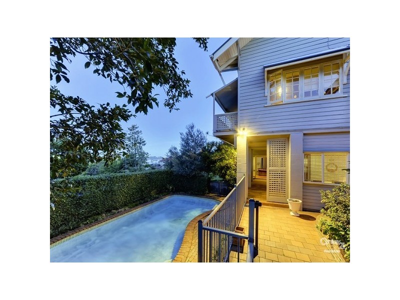 9 Mackay Street, Windsor QLD 4030