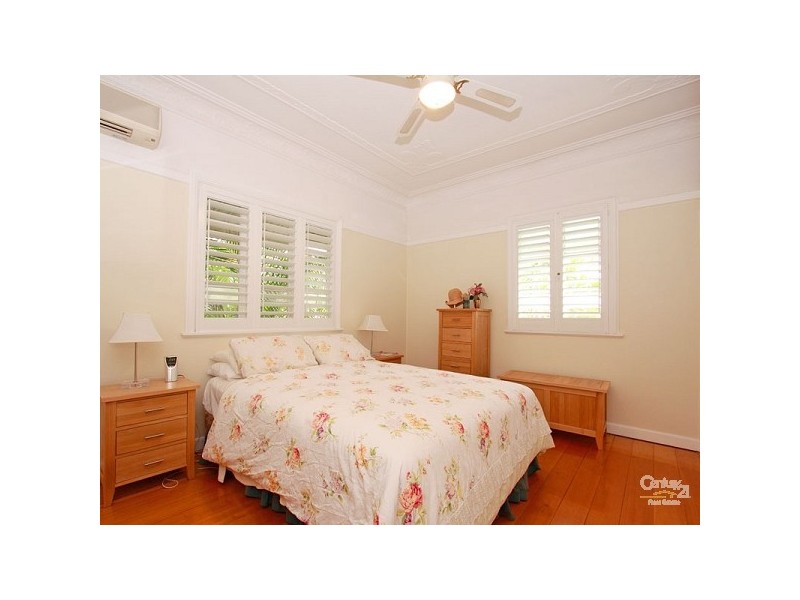 4 Stuckey Street, Clayfield QLD 4011