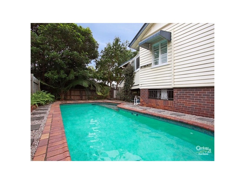 4 Stuckey Street, Clayfield QLD 4011