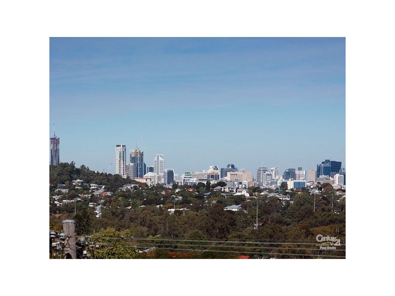 4 Berpi Street, Stafford QLD 4053