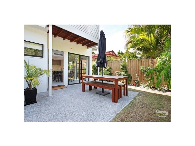1/24 Windsor Street, Hamilton QLD 4007