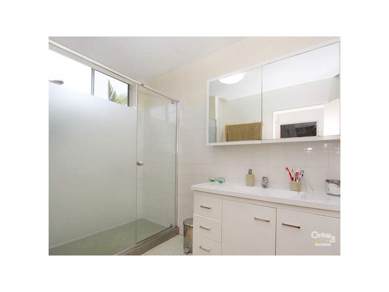 4/34 Oriel Road, Clayfield QLD 4011