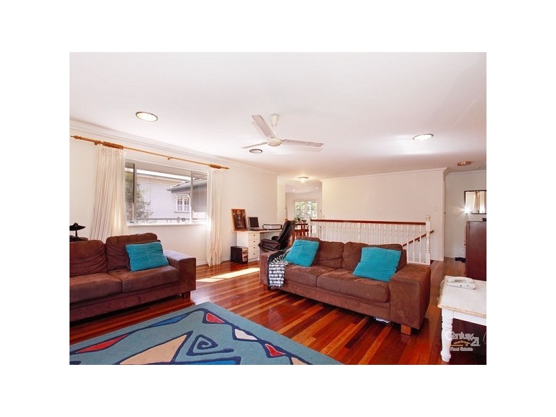 1607 Sandgate Road, Nundah QLD 4012