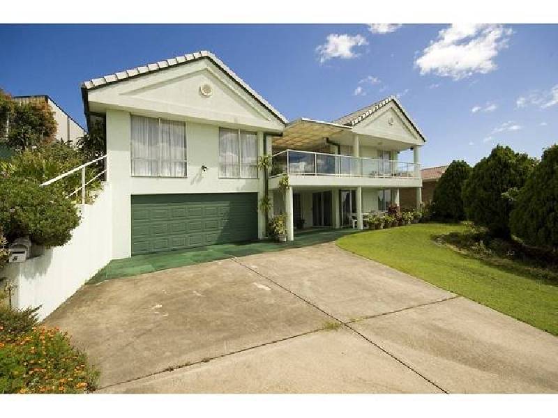 65 Kincaid Drive, Highland Park QLD 4211