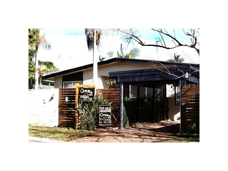 4 Jippi Avenue, Southport QLD 4215