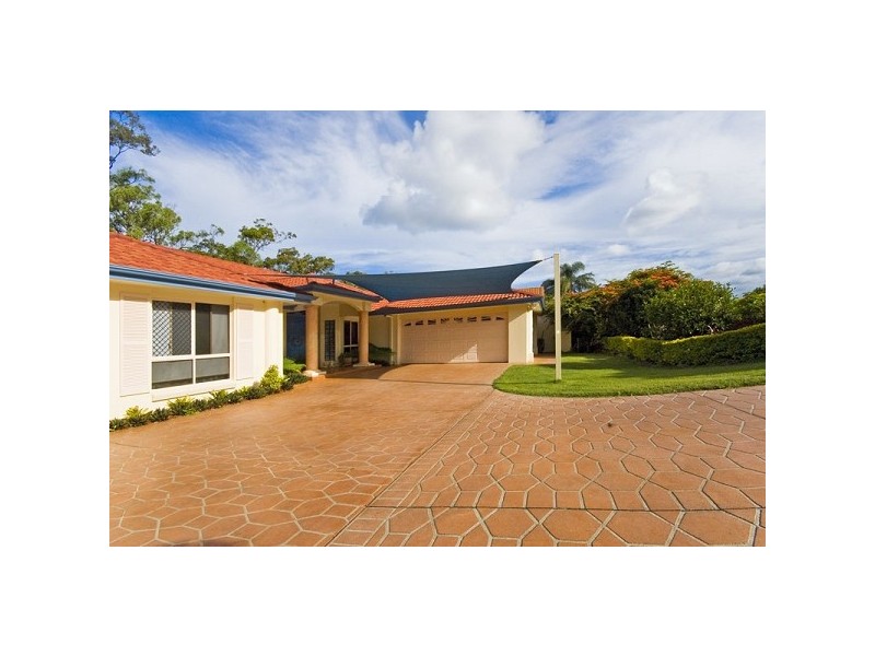 37 Chichester Drive, Arundel QLD 4214