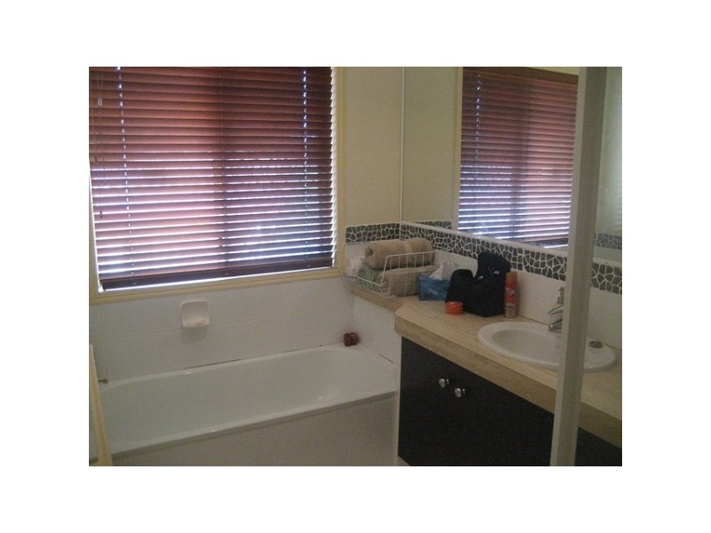 287 Central Street, Arundel QLD 4214