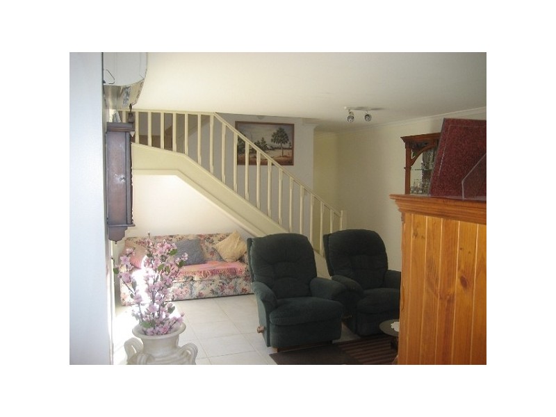 1/122 Johnston Street, Southport QLD 4215