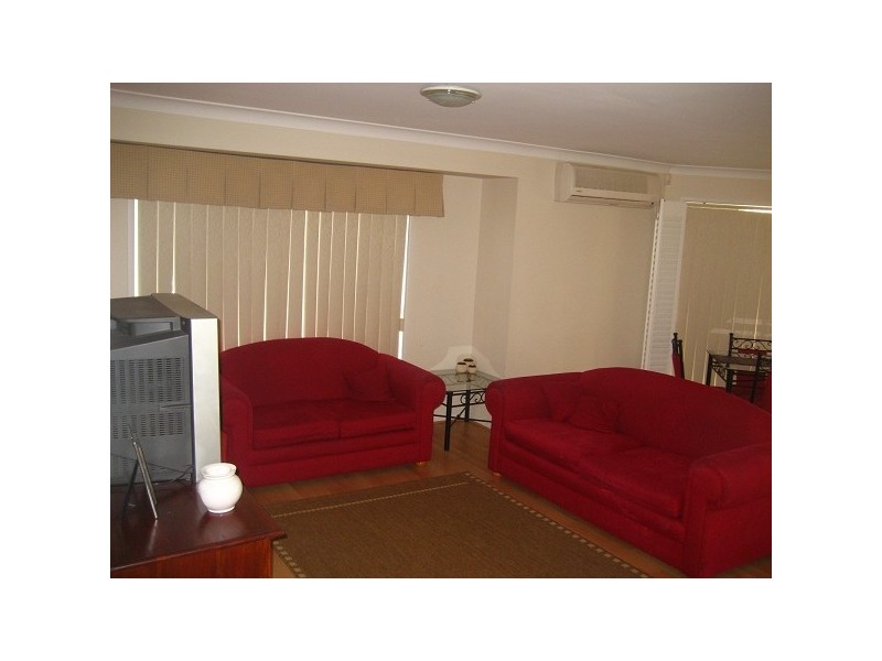 37 Christina Ryan Way, Arundel QLD 4214