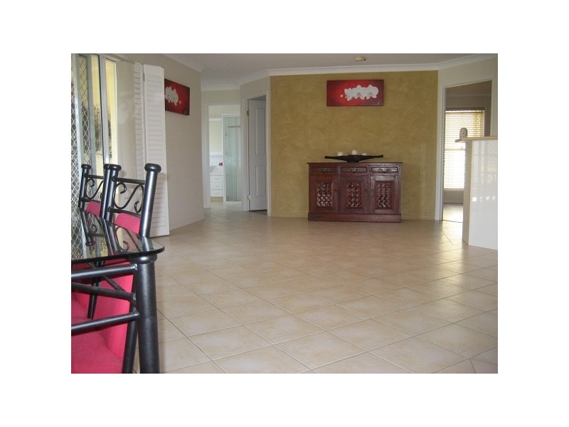 37 Christina Ryan Way, Arundel QLD 4214