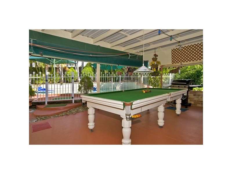 9 Inverness Way, Parkwood QLD 4214