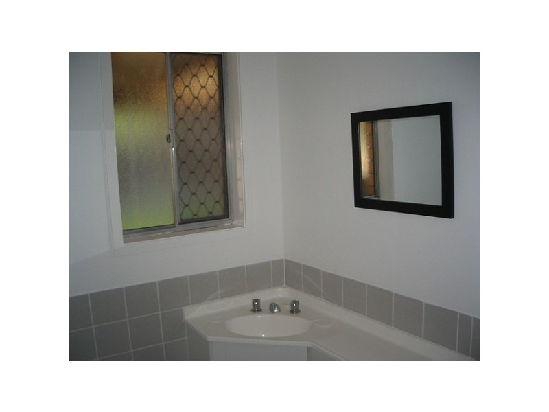 6 Sungold Avenue, Southport QLD 4215