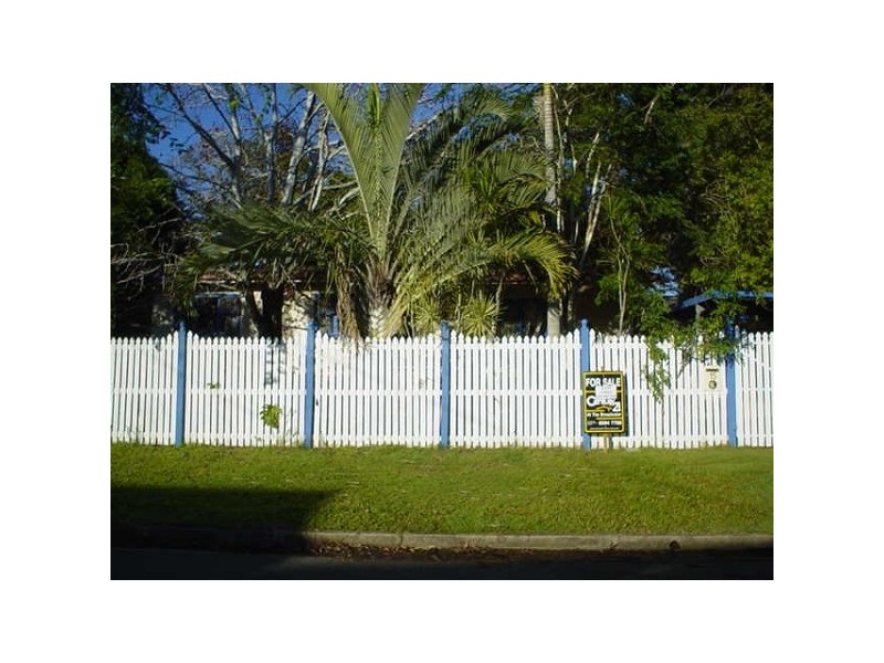 15 Billington Street, Labrador QLD 4215