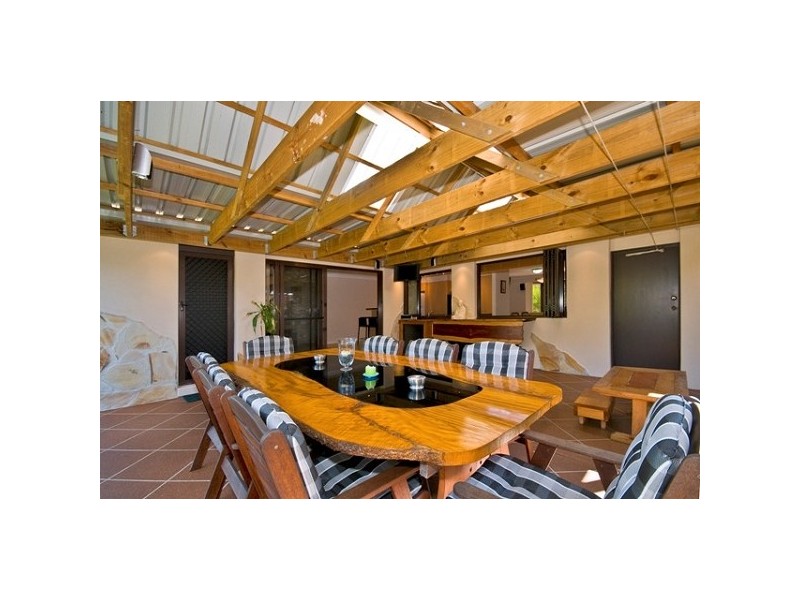 4 Collingwood Court, Arundel QLD 4214