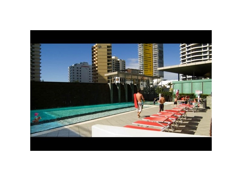 402/17 Albert Avenue, Broadbeach QLD 4218