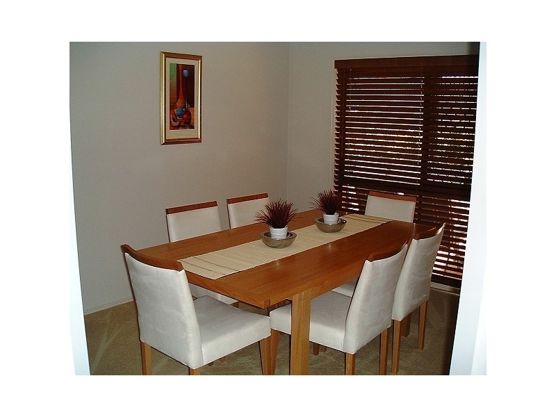 15 Rimu Place, Molendinar QLD 4214