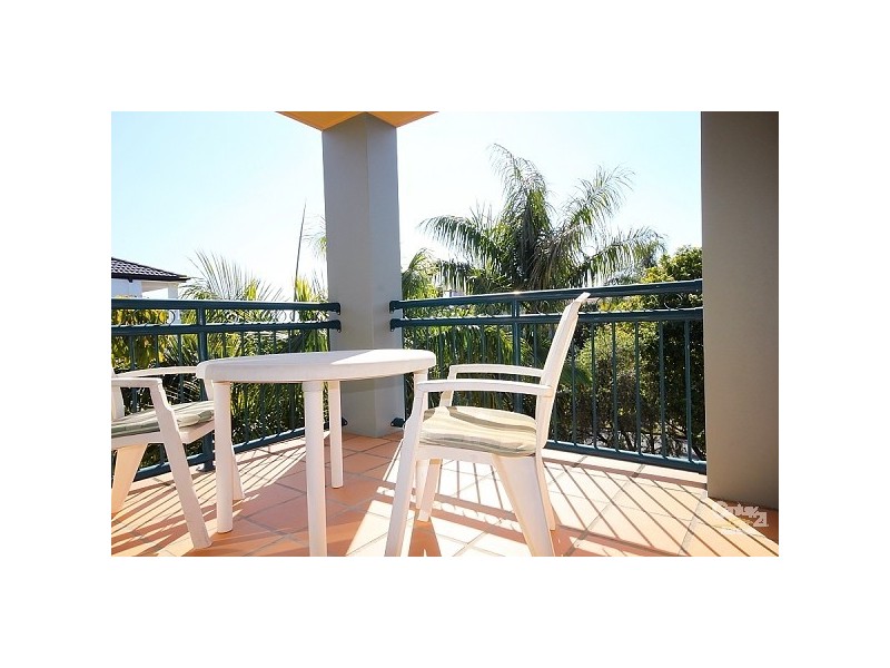 Chevron Island QLD 4217