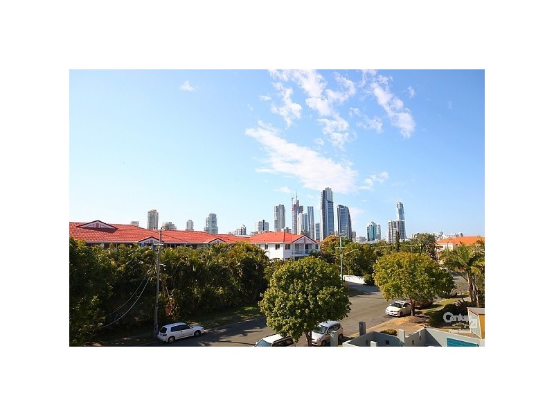 Chevron Island QLD 4217