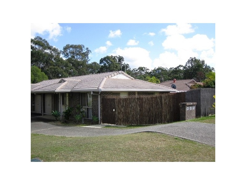 1/16 Nina Pde, Arundel QLD 4214