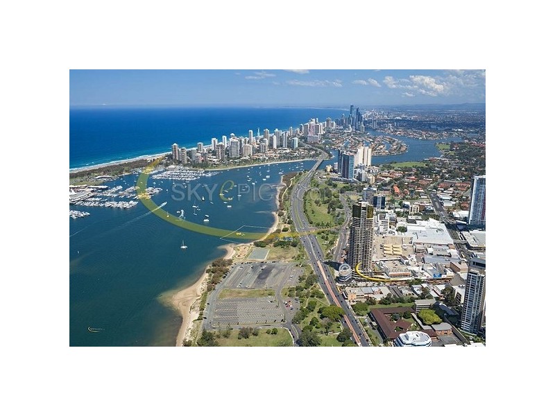 24 Central Street, Labrador QLD 4215