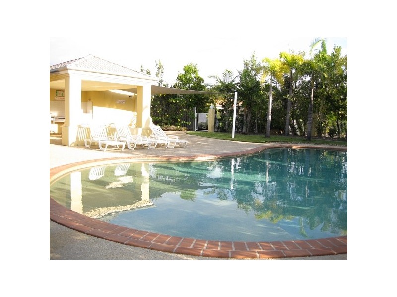 32-107 Arundel Drive, Arundel QLD 4214