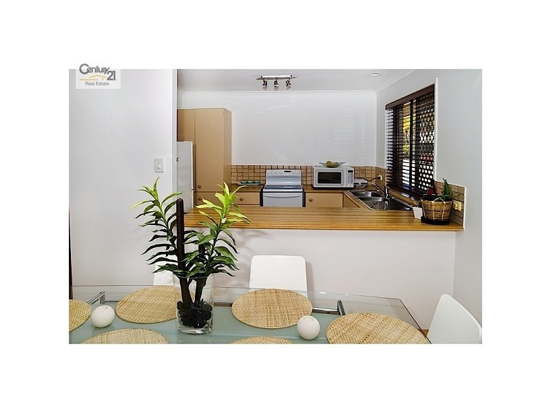 1/51 Corunna Crescent, Ashmore QLD 4214