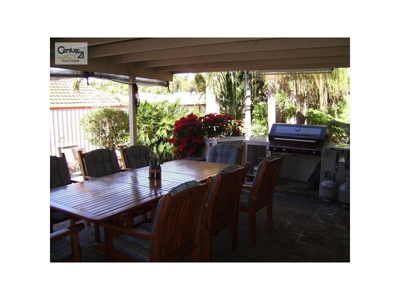 1 Spikes Court, Arundel QLD 4214