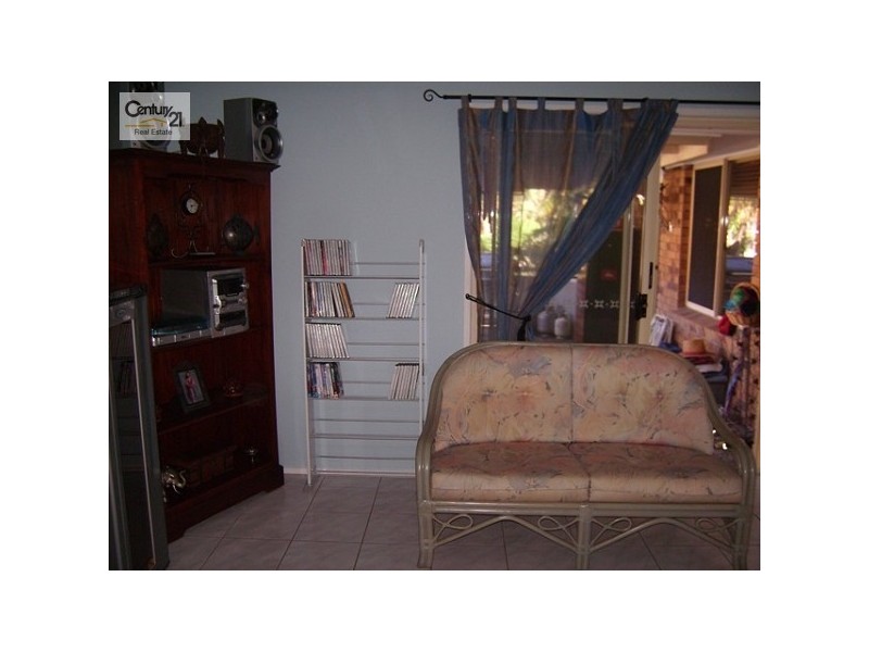 1 Spikes Court, Arundel QLD 4214
