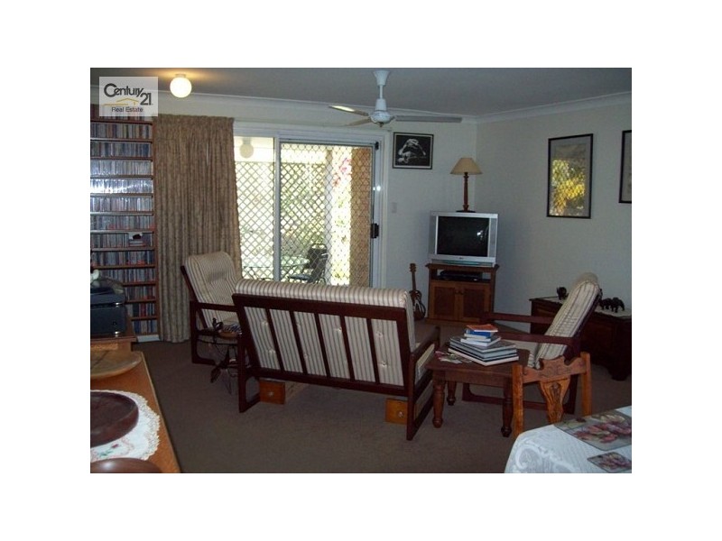 90/33 Edmund Rice Drive, Southport QLD 4215