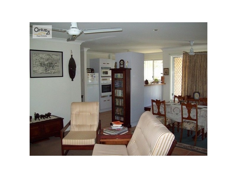 90/33 Edmund Rice Drive, Southport QLD 4215