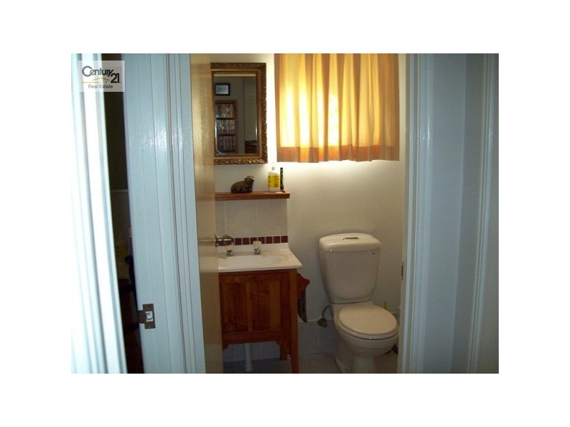 90/33 Edmund Rice Drive, Southport QLD 4215