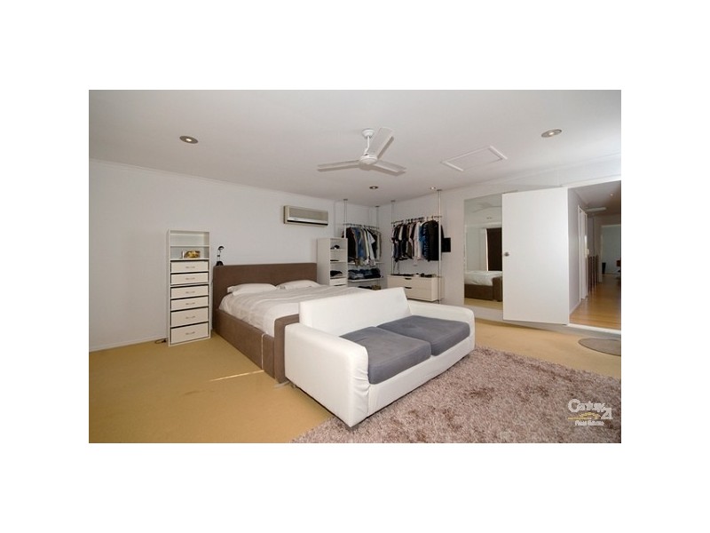 22 Pinkwood Drive, Ashmore QLD 4214