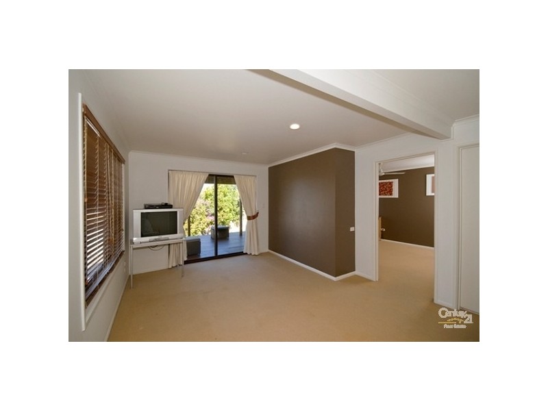 22 Pinkwood Drive, Ashmore QLD 4214