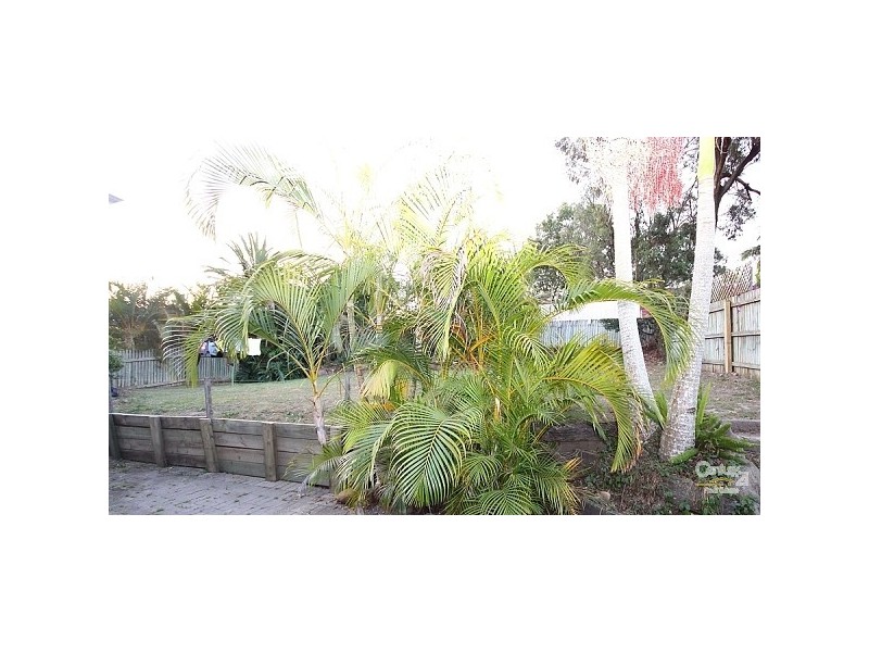 6 Guthrie Parade, Carrara QLD 4211