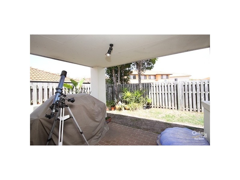 9 HARROW PLACE, Arundel QLD 4214