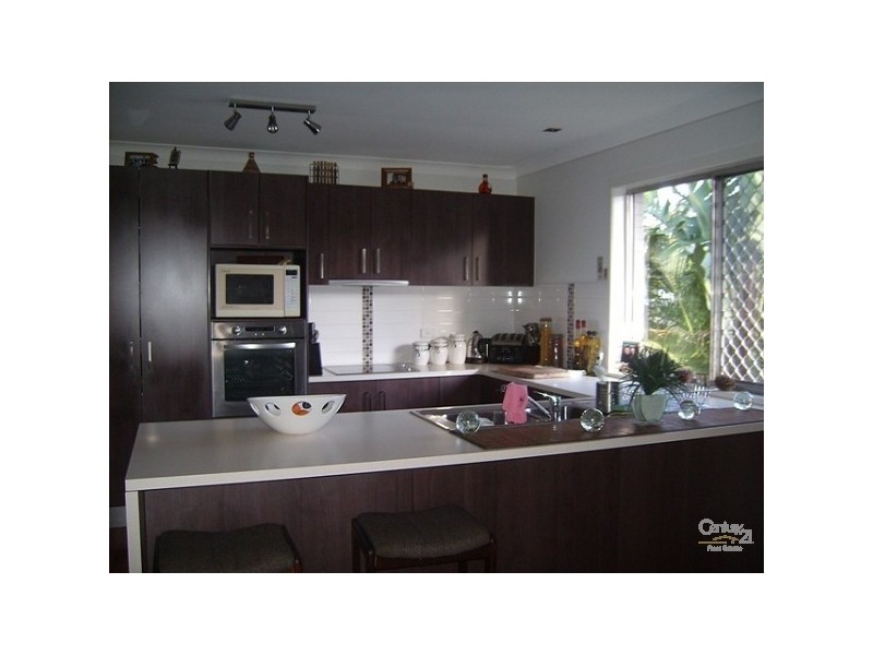 29 Sydney Street, Labrador QLD 4215