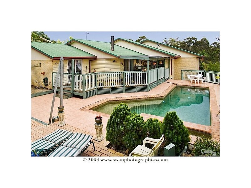 14 Gary Player Cresent, Parkwood QLD 4214