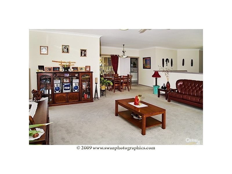 14 Gary Player Cresent, Parkwood QLD 4214