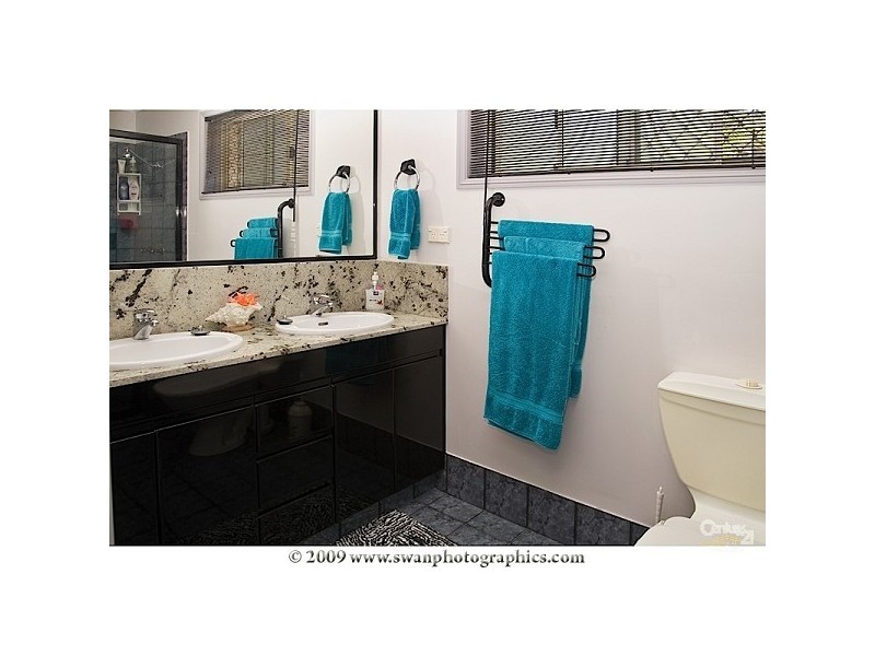 14 Gary Player Cresent, Parkwood QLD 4214