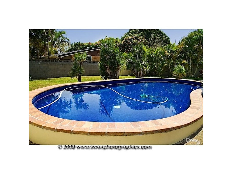 19 Bellevue Parade, Labrador QLD 4215