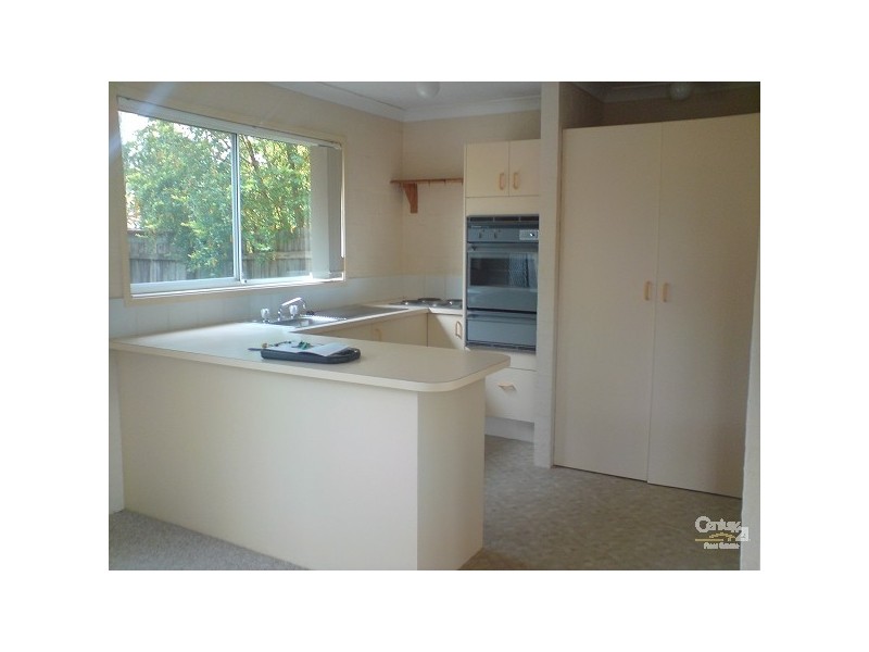 5/13-17 Brown Street, Labrador QLD 4215