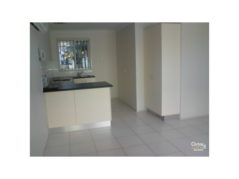 2/34 Little Norman, Southport QLD 4215