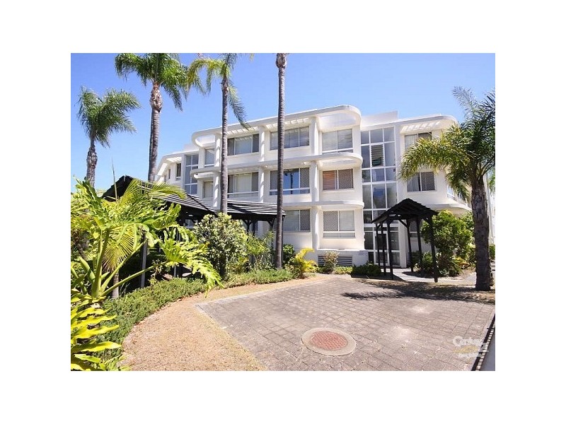 8/52 Back St, Biggera Waters QLD 4216