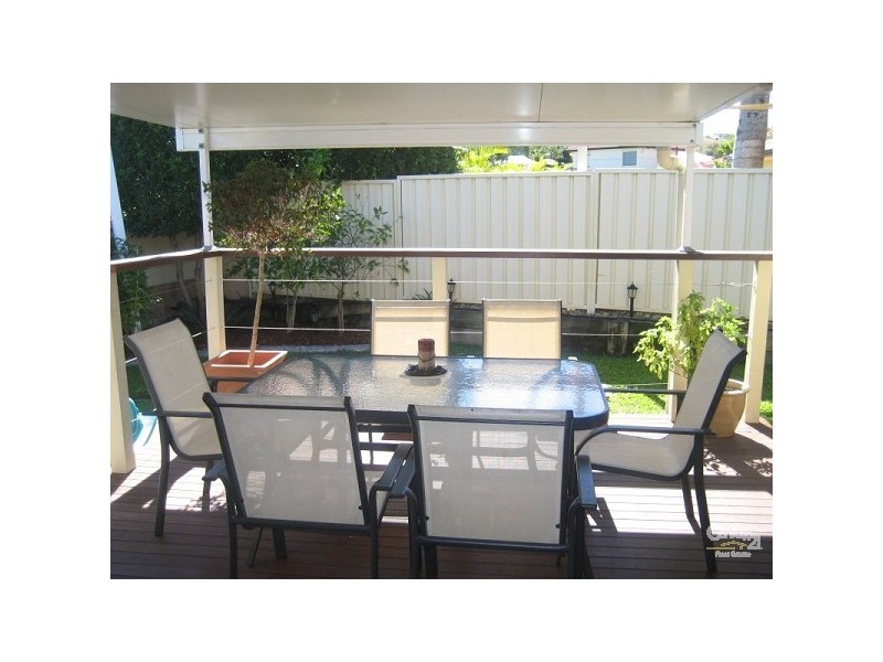 37 Christina Ryan Way, Arundel QLD 4214