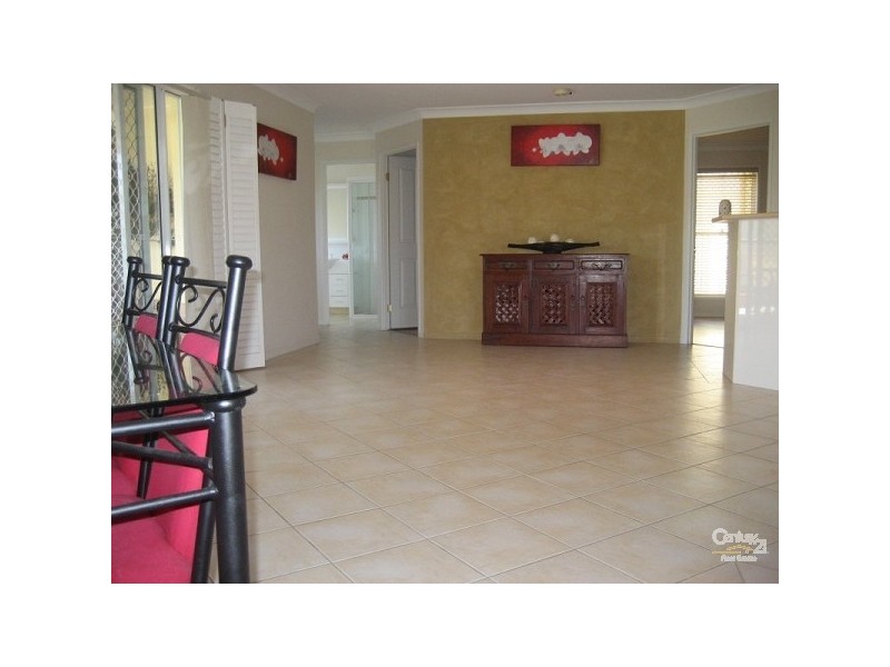 37 Christina Ryan Way, Arundel QLD 4214